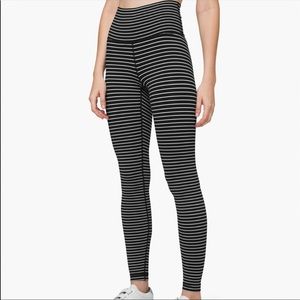 Lululemon Wunder Under High-Rise Tight 28” * Luxtreme - Black & White Striped